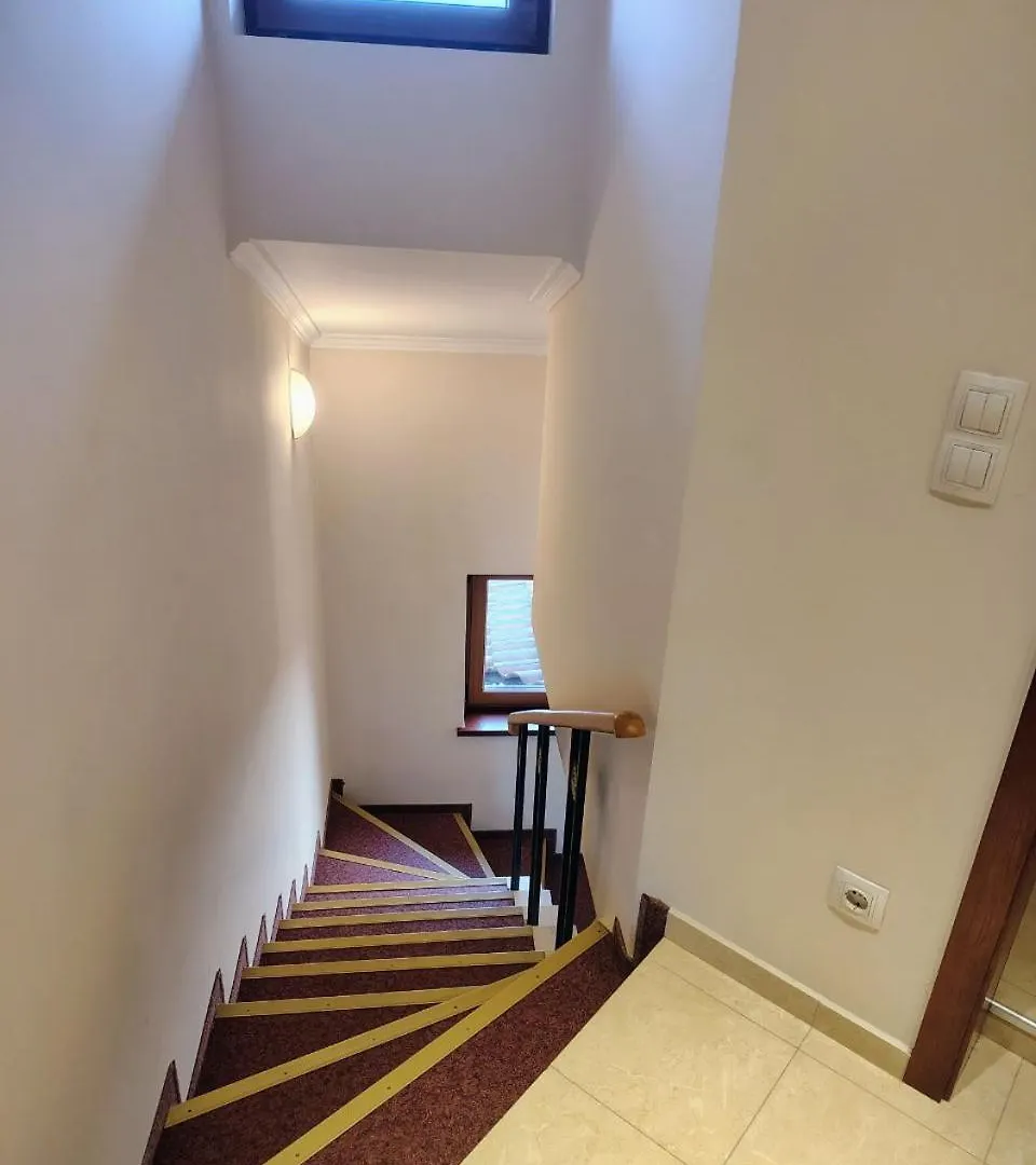 4 Rooms Apartment Next To A Ski Lift Bansko